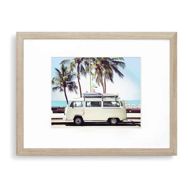 VW Bus on the Coast - UBT03